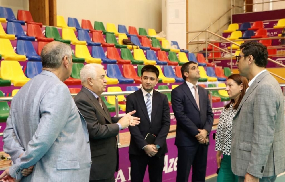 Fərid Qayıbov Voleybol Mərkəzi ilə tanış olub